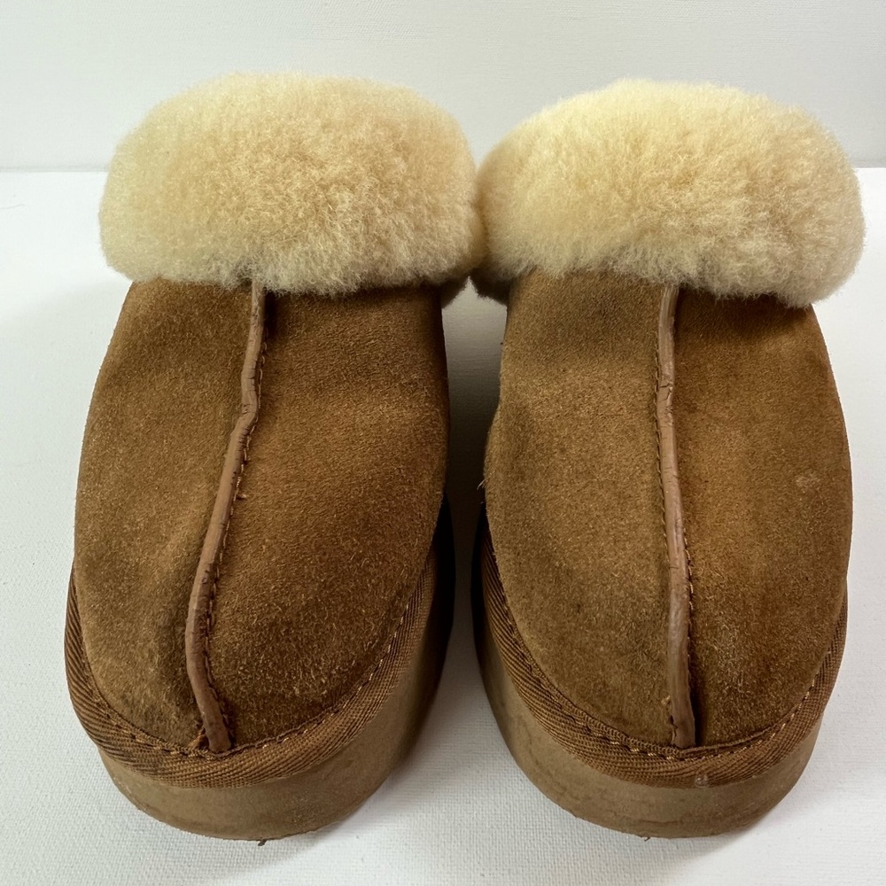 UGG Disquette Slippers Shoes Tan & Cream Shearling Sz 9W